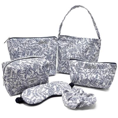 Custom Logo Blue White Botanical Print Makeup Bag Aesthetic Floral Travel Toiletry Pouch with Handle Cute Cosmetic Organizer for Women Girls