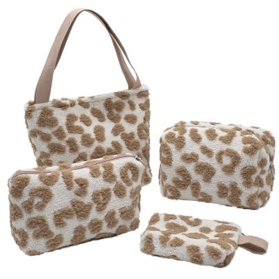 New Arrival Winter Leopard Cheetah Print Sherpa Furry Makeup Pouch Set Soft Plush Cosmetic Travel Bag Tote Handbag Organizer Kit
