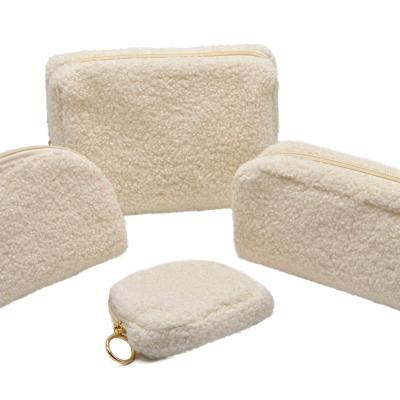 Cute Cream White Faux Fur Beauty Case Set Aesthetic Fluffy Plush Cosmetic Pouch with Zipper for Travel and Daily Use